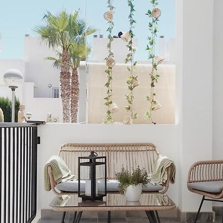 Appartamento Modern Townhouse In Torrevieja, Costa Blanca Esterno foto